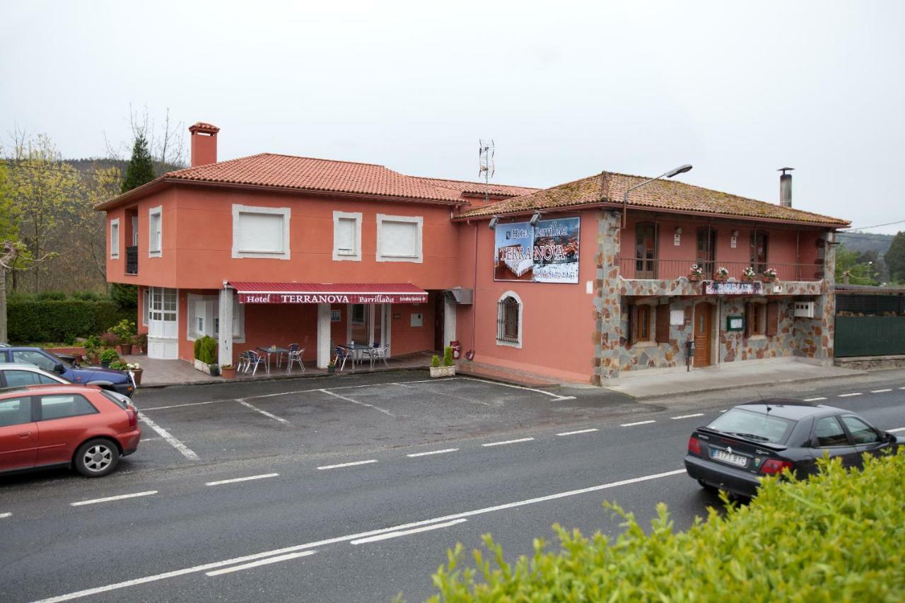 Hotel Terranova Oza de los Ríos Buitenkant foto