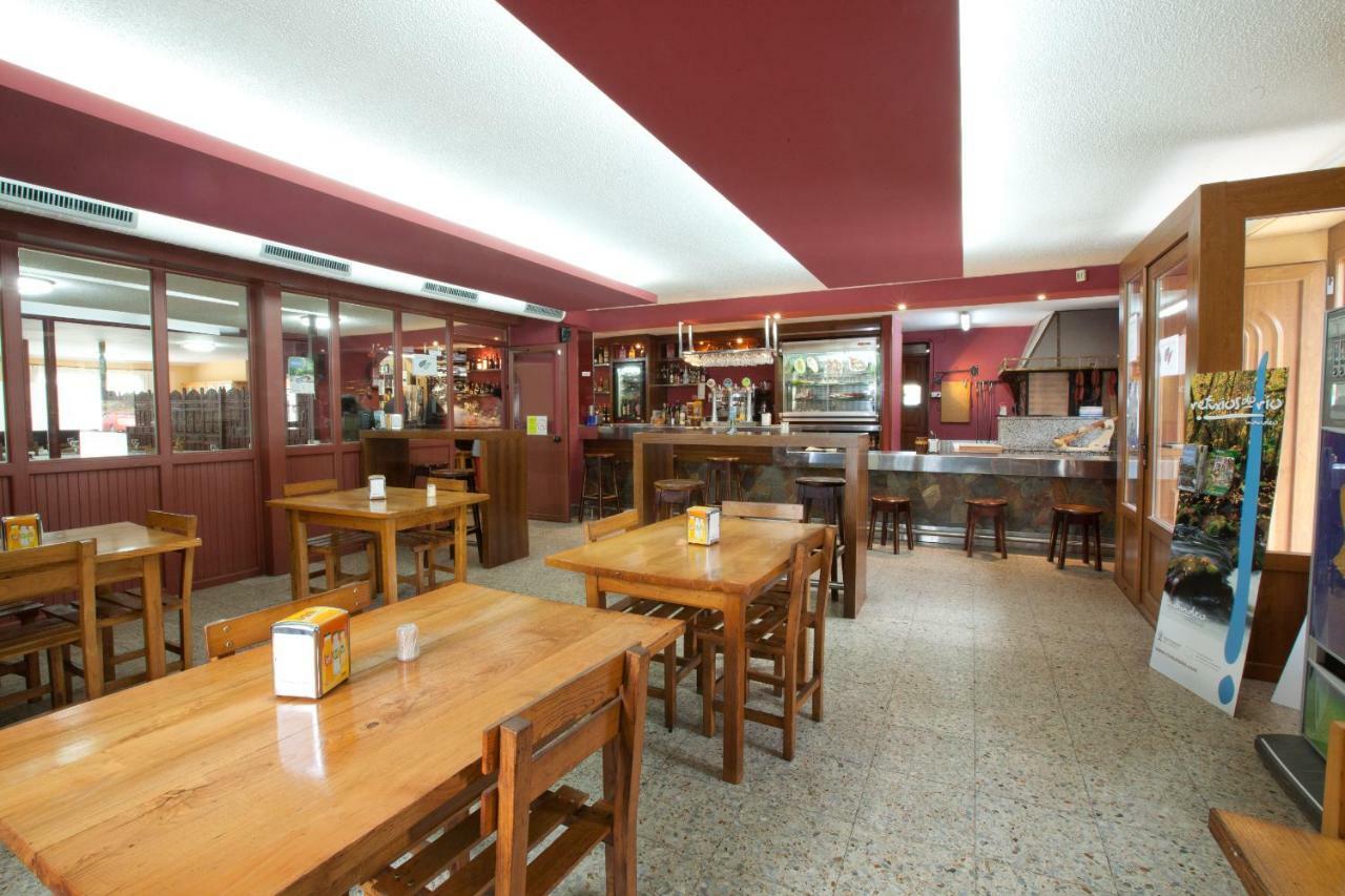 Hotel Terranova Oza de los Ríos Buitenkant foto